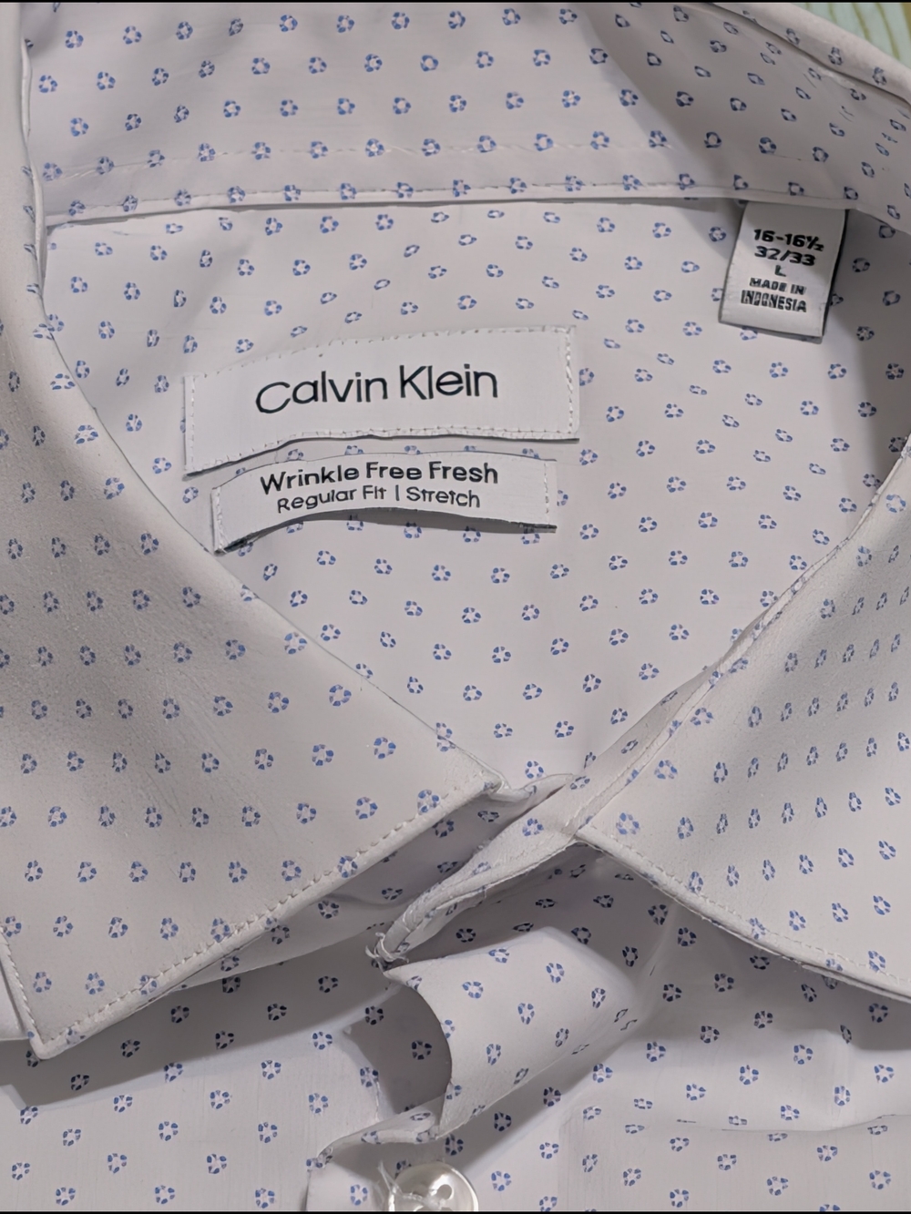 Calvin Klein White Dress Shirt with Light Blue Micro Dots - Picture 3 of 4